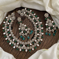 Luxurious 2 White & Green Layered Victorian Diamond - VV1342