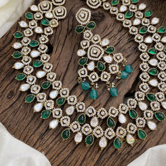 Luxurious 2 White & Green Layered Victorian Diamond - VV1342