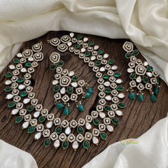 Luxurious 2 White & Green Layered Victorian Diamond - VV1342