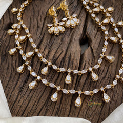 2 Layered Victorian Diamond Short Neckpiece - White - VV1371