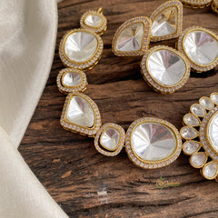 Lavish Mossanite Victorian Diamond High Neckpiece - White - VV1378