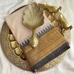 Skin Kanchi Cotton Saree with Golden Border - Handloom - VS3679