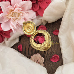 Vriksham Radha Krishna Gopuram Temple Kumkum Box-RG191