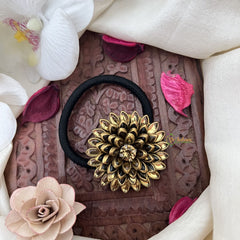 Vriksham Floral Pendant Rubber Band-Brown-H1064