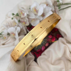 Vriksham Classic Dual Peacock Design Pendant With Plain Hipbelt-Aqua Green Bead-G21367