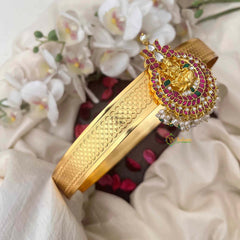 Vriksham Elegant Lakshmi Design Pendant With Plain Hipbelt-Green Bead & Rice Pearls-G21369