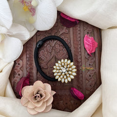 Vriksham Floral Pendant Rubber Band-Motif White-H1037