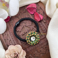 Vriksham Floral Tilak Shape Pendant Rubber Band-Green-H1063