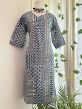 Ethnic Wear Indigo Blue Geometric Print Straight Cut Kurti -Vriksham-VS5151