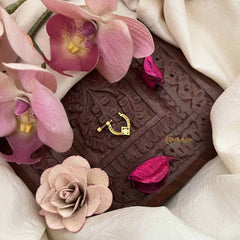 Vriksham Square Style Press Naths/Nose Pin-White Red-G20697