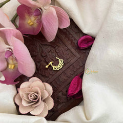 Vriksham Floral Design Press Naths/Nose Pin-Red White-G20757