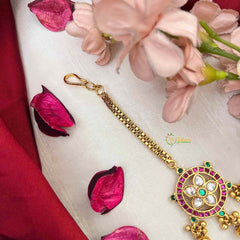 Vriksham Matte Gold Finish Circular Gold-Work Maang Tikka-Red Green & White-Gold Bead-G22042