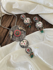 Silver Look Alike Statement Jadau Kundan Pendant Chain Neckpiece- J1883