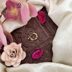 Vriksham Eye Style Press Naths/Nose Pin-Red White & Green-G20731