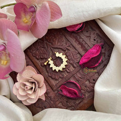 Vriksham Pear Shape Jadau Press Naths/Nose Pin-White Red J3875