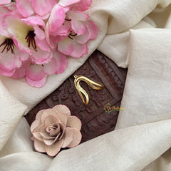 Vriksham Gold Look Alike Unique Vangi Finger Ring-Red, Green & White-G20056