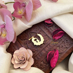 Vriksham Elegant Peacock Jadau Press Naths/Nose Pin-Red White-J3869