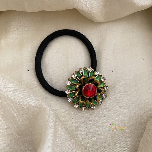 Floral Red, Green Kundan Pendant Rubber Band - H706