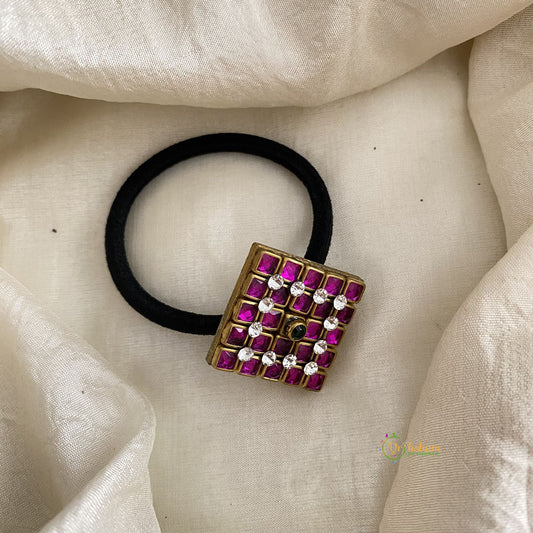 Dark Pink & White Kundan Pendant Rubber Band - Diamond - H681