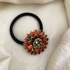 Floral Red, Green Kundan Pendant Rubber Band - H704