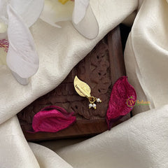 Vriksham Leaf Shape Jadau Kundan Nath-Red Green-Pearls-J3019