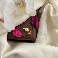 Vriksham Unique Maanga Style Green Jadau Kundan Nath-Pearls-J3009