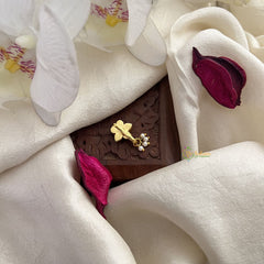 Vriksham Floral Jadau Kundan Nath-Green-Pearls-J3027