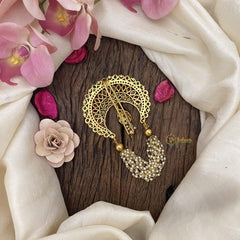 Vriksham Exclusive Red Green Single Jada Billai-Pearls-G15960