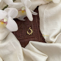 Vriksham Exquisite Golden Naths/Nose pin-Red-G17883