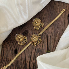 Simple Lakshmi Pendant High Neck Choker-Ghungroo-Red Green-G10447