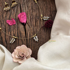 Vriksham Gold 5 Leaf Style Invisible Neckpiece-White-G19121