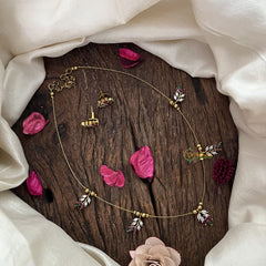 Vriksham Gold 5 Leaf Style Invisible Neckpiece-White Red & Green-G19122