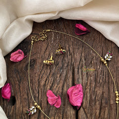 Vriksham Gold 5 Leaf Style Invisible Neckpiece-White Red & Green-G19122