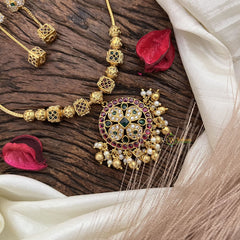 Red Green Addigai Gold Pendant Short Neckpiece-Gold bead -G10642