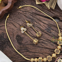 Red Green Addigai Gold Pendant Short Neckpiece-Gold bead -G10642