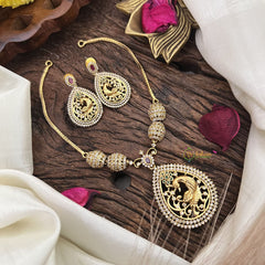 AD Stone Pendant Short neckpiece -Red Green- G9052