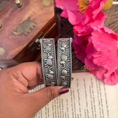 Vriksham Elephant Style & Textured Oxidized Kada Bnagle-S1145