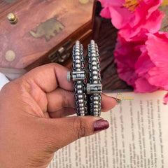 Vriksham Elegant Doted Tribal Oxidized Silver Kada Bnagle-Red Green-S1144