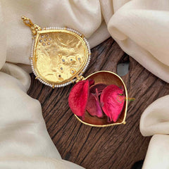 Vriksham Royal Vedic Motif Matte Gold Finish With Kemp Stone Accents Kumkum-Pearl-G22207