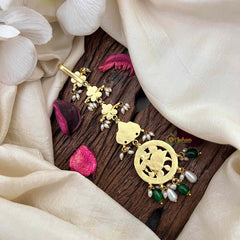 Vriksham Elegant Peacock Floral Round Kundan Jadau Maang Tikka-Green Bead-Pearls-J4185