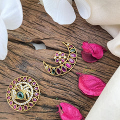 Vriksham Red White & Green CZ Stone Peacock Chandran & Suryan Billai-G17178