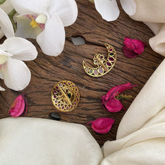 Vriksham Red White & Green CZ Stone Peacock Chandran & Suryan Billai-G17178