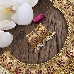 Vriksham Premium Cluster Pearl & Ghungroo Hasli Choker-Red-G17214