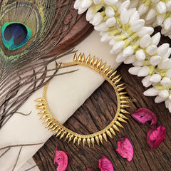 Vriksham Traditional Mullai Mottu Mala Short Neckpiece-G17332