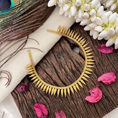 Vriksham Traditional Mullai Mottu Mala Short Neckpiece-G17266