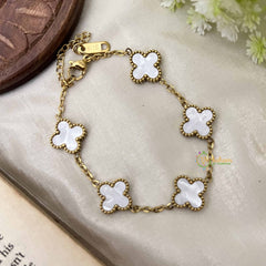 Vriksham Four-Leaf Clover Charm In Gold & White Bracelet-G20968
