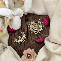 Vriksham Dual Floral Design in White & Mint Tone Chandran & Suryan Billai-G19342