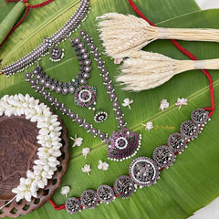 Vriksham Precious Kemp Black Polish Bridal Set-pearl-G18605