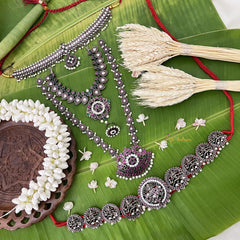 Vriksham Precious Kemp Black Polish Bridal Set-pearl-G18605