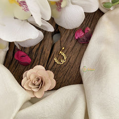 Vriksham Unique Gold Naths/Nose pin-Red White-G17520